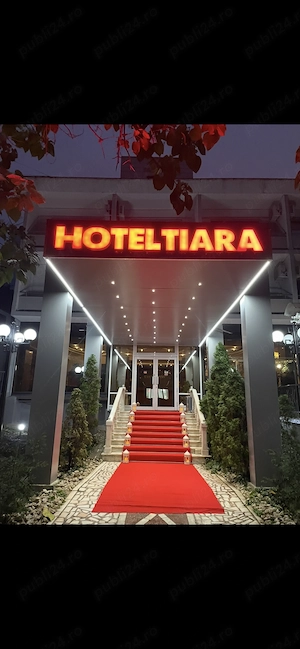 Hotel Tiara angajeaza camerista