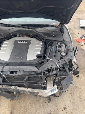 Audi A8 d4 4.2 diesel avariat  - imagine 5
