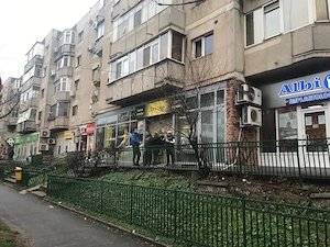 Proprietar inchirez spatiu comercial 90mp la parter de bloc pe Soseaua Salaj 136