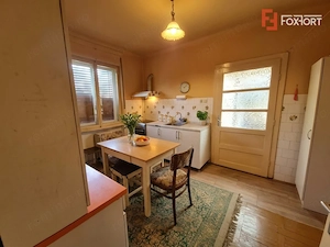 Casa individuala cu 5 camere si teren de 337 mp - zona Crisan - imagine 4