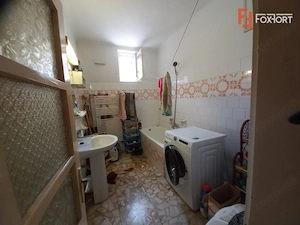 Casa individuala cu 5 camere si teren de 337 mp - zona Crisan - imagine 5