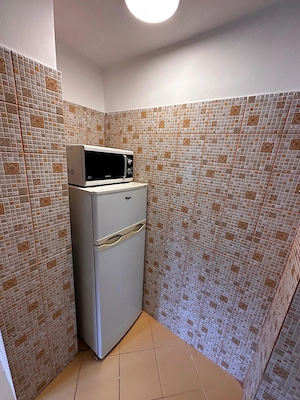 Vând apartament în Sinaia în vilă  - imagine 5
