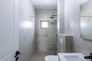 COMISION 0 % | CASA PREMIUM | 5 CAMERE | FINISATA LA CHEIE | OTOPENI | - imagine 10