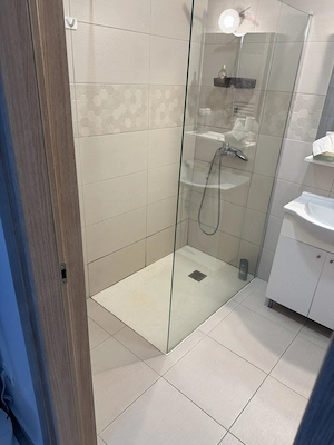 Apartament 2 camere, zona km 4-5 Lidl, bloc nou, Constanța   500 EUR lună - imagine 5