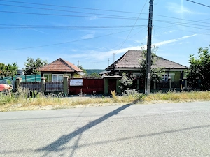 Casă + 2635 mp teren – oportunitate Cordǎu