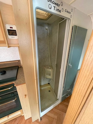 Rulota Sterling Voyager 460NT  - imagine 3