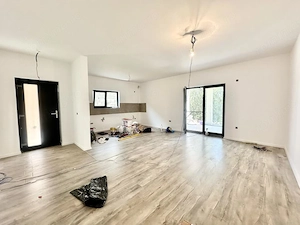 Duplex modern pe parter in Albina – 3 camere, 2 bai si teren generos  - imagine 9