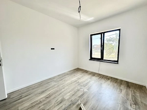 Duplex modern pe parter in Albina – 3 camere, 2 bai si teren generos  - imagine 16