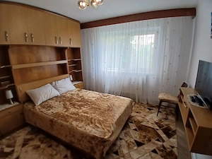 Inchiriez apartament 3 camere Tomis Nord - imagine 5