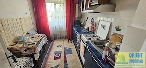 Poarta 6, de vanzare apartament 2 camere, gaze, mobilat - imagine 2