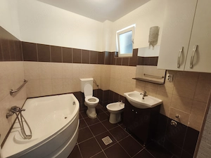 Chișoda casa 7 camere 1200 euro - imagine 5