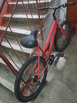Vând bicicletă