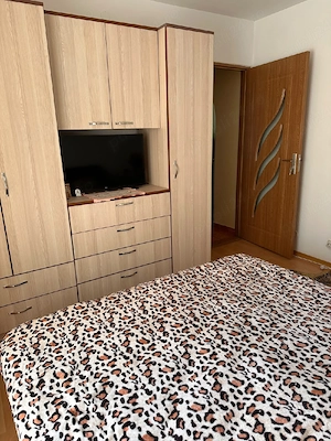 Ofer spre Chirie Apart cu 2 cam dec ,et 3 ,250 euro  luna  - imagine 7