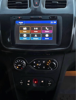Dacia Sandero II 2019 0.9TCe 90cp  Nivel De Echipare :PRESTIGE PLUS!   Rulaj 15.000KM reali! Stare N - imagine 9