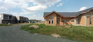 De vânzare două duplexuri noi în Moșnița nouă la preț de unul