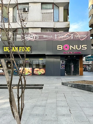 se inchiriaza spatiu comercial ultra central - imagine 2