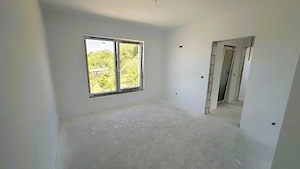 Duplex 117mp teren 300 Sura Mica - imagine 7