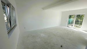 Duplex 117mp teren 300 Sura Mica - imagine 6