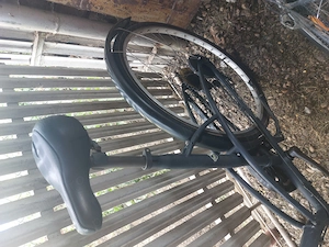 Vând bicicleta bitwin în stare foarte bună de functionare