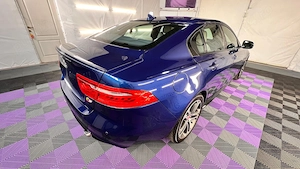 Jaguar XE S supercharged automat benzina 340 cai V6 Meridian navi panoramic albastru metalic - imagine 3