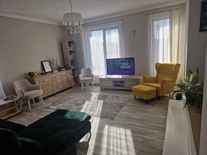 Casa Dumbravita - Zona Mures Rebreanu - 1100 euro - imagine 2
