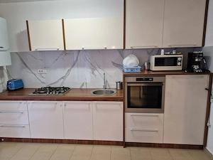 Casa Dumbravita - Zona Mures Rebreanu - 1100 euro - imagine 12