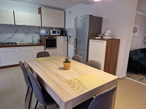 Casa Dumbravita - Zona Mures Rebreanu - 1100 euro - imagine 10