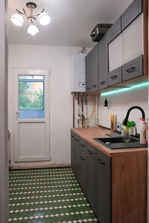 Apartament 2 decomandate, etaj 1 , Pelendava in 1 Mai - imagine 3
