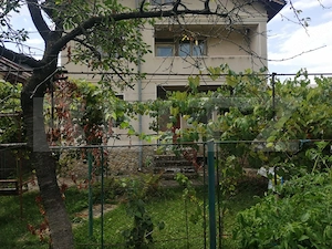 Casă individuală de vânzare – Ocazie rară! Pucioasa central - imagine 3