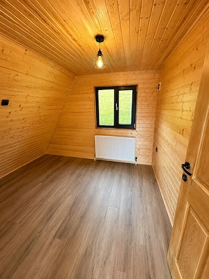DE VÂNZARE | Sky Hill Retreat   Două cabane A-frame, terasă panoramică și teren 870 mp - imagine 6