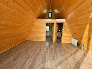 DE VÂNZARE | Sky Hill Retreat   Două cabane A-frame, terasă panoramică și teren 870 mp - imagine 7