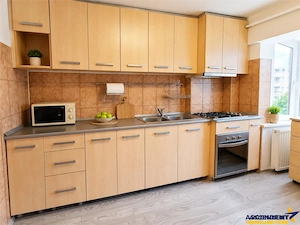 Apartament 3 camere decomandat, mobilat si utilat, Strada Toamnei, Central, Brasov - imagine 2