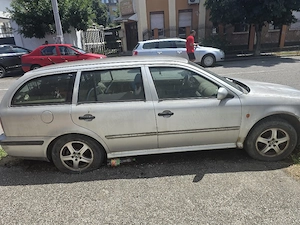 Dezmembrez Skoda octavia 1 - imagine 2