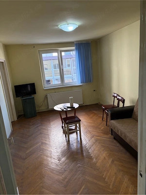 Vând apartament 2 camere ultracentral - imagine 3