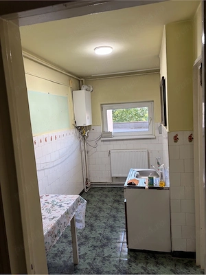 Vând apartament 2 camere ultracentral - imagine 4