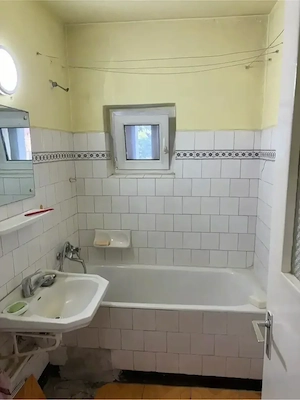 Vând apartament 2 camere ultracentral - imagine 2