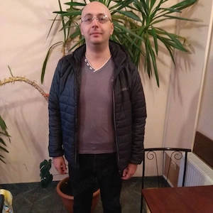 Domn 43 ani caut relatie cu o femeie ,accept cu copil