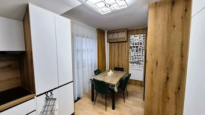 Apartament 4 camere 96 mp Calea Cisnadiei - imagine 6