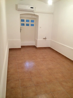 Proprietar, vand spatiu (apartament poate fi SAD) demisol cu acces din strada, Str. Gen. Berthelot 4 - imagine 8