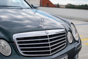 Mercedes E-Class 320 CDI 4MATIC Avantgarde 3.0 V6 - imagine 5