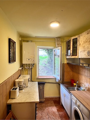 Persoana fizica, vand apartament 36mp, parter, Deva, zona Vila Paradis, jud. Hd