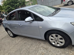 Opel Astra J 1.6 Turbo-Diesel 110CP   300NM - imagine 2
