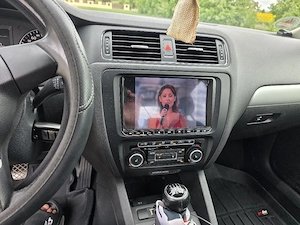Volkswagen Jetta - imagine 2
