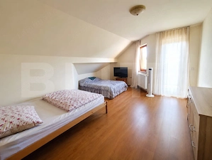 Casă cu vedere panoramică , teren 2330 mp și garaj - imagine 8