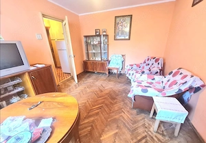 Vand apartament cu 3 camere Viziru 1 - imagine 4