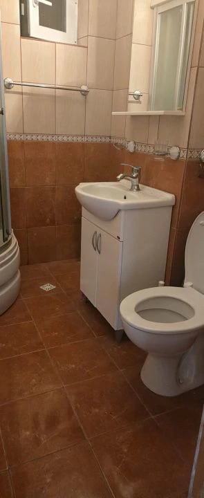 De vânzare apartament 2 camere decomandat | Zona 8 Mai - imagine 9
