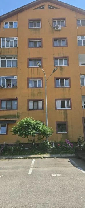 De vânzare apartament 2 camere decomandat | Zona 8 Mai - imagine 4