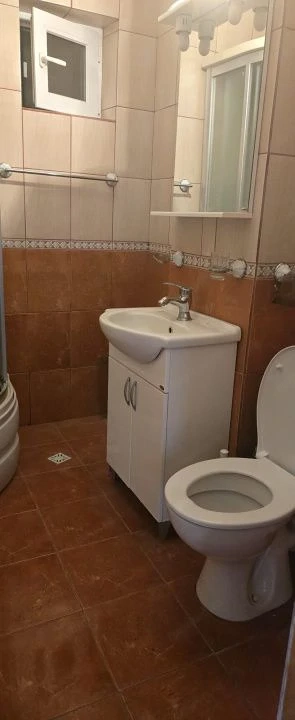 De vânzare apartament 2 camere decomandat | Zona 8 Mai - imagine 20