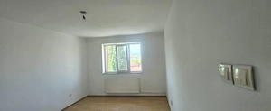 De vânzare apartament 2 camere decomandat | Zona 8 Mai - imagine 18
