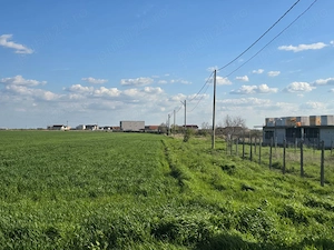 Vanzari terenuri in Tuzla la circa 600 ml de plaja - imagine 3